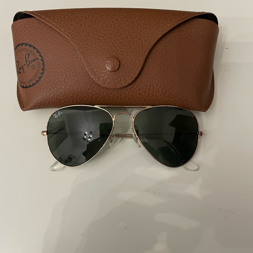 Green lens, gold frame Ray-Ban Glasses